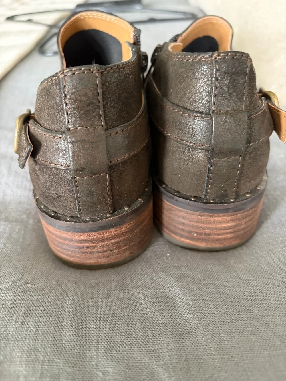 Lucky Brand Womens Distressed Brown Chukka Boots with Side Buckle
